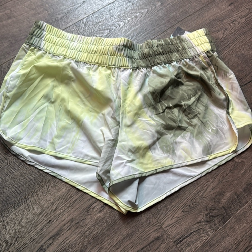 DSG High-Rise Stride Short 3” Inseam Size XXL Nee With Tags